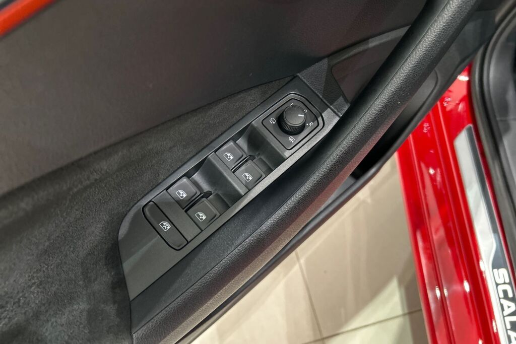 Skoda Scala 2024 1.0 TSI 116 Selection DSG Autom.