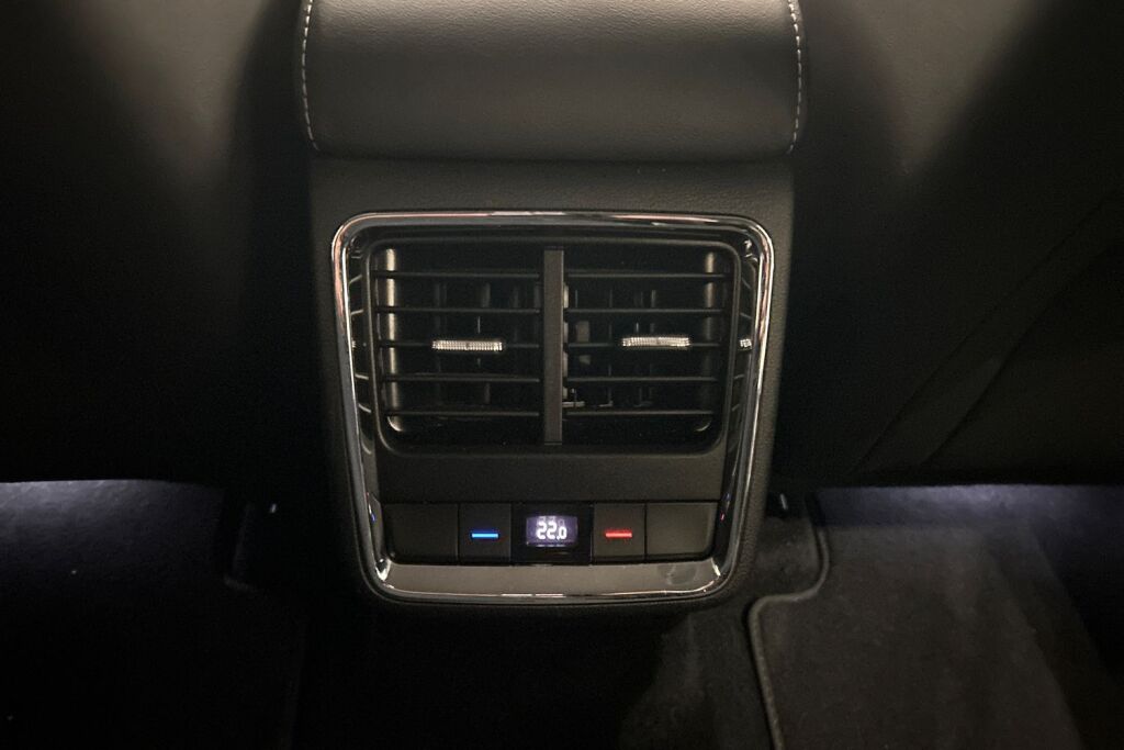 Skoda Enyaq 2023 80x 4x4 SportLine iV