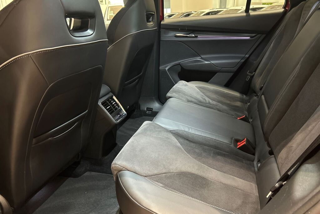 Skoda Enyaq 2023 80x 4x4 SportLine iV