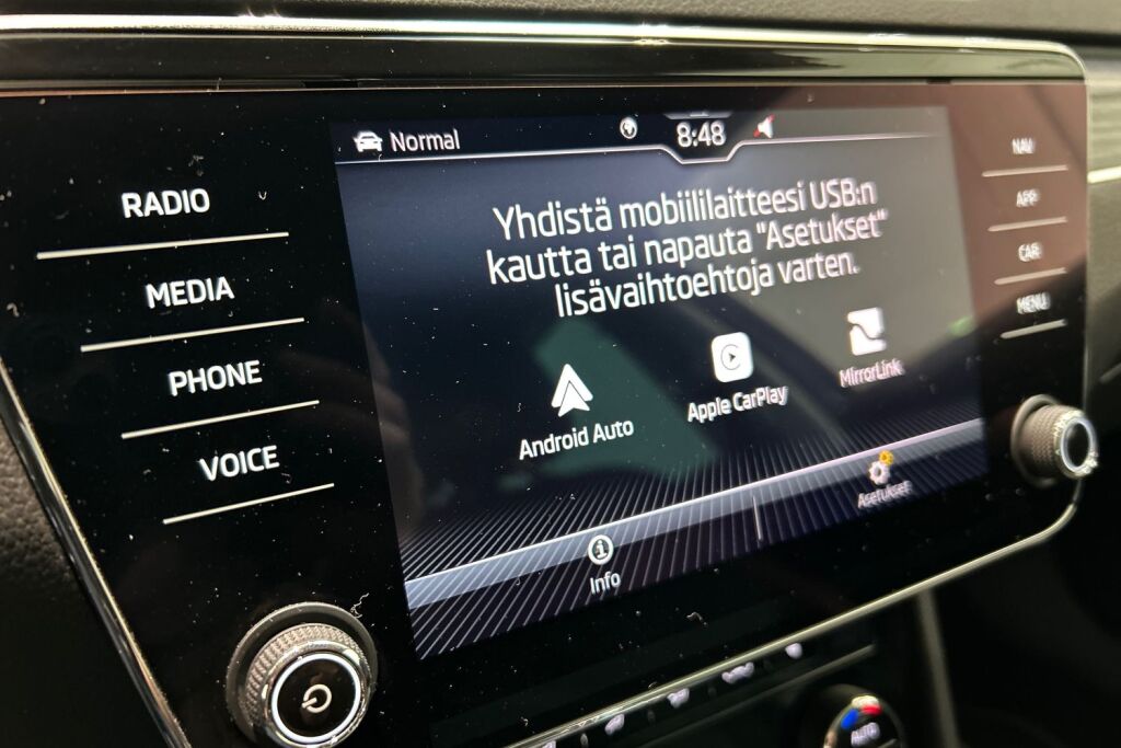 SKODA Superb 2020 Combi 1,4 TSI PHEV Style iV DSG Autom.