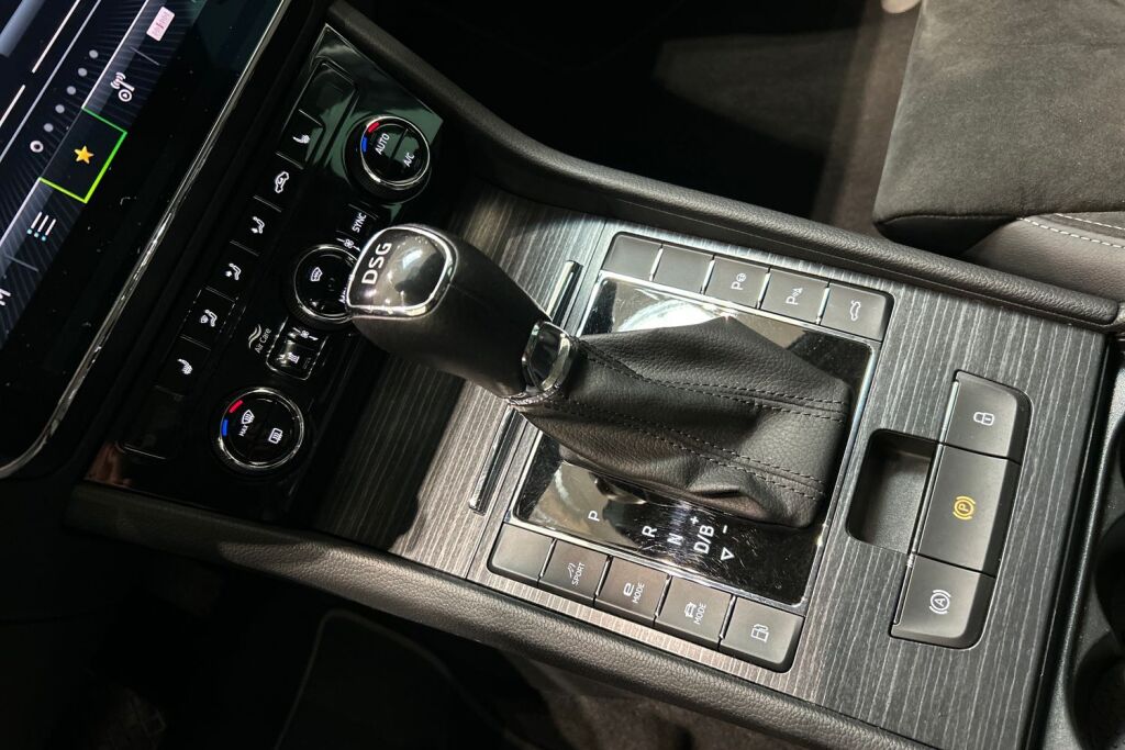 SKODA Superb 2020 Combi 1,4 TSI PHEV Style iV DSG Autom.
