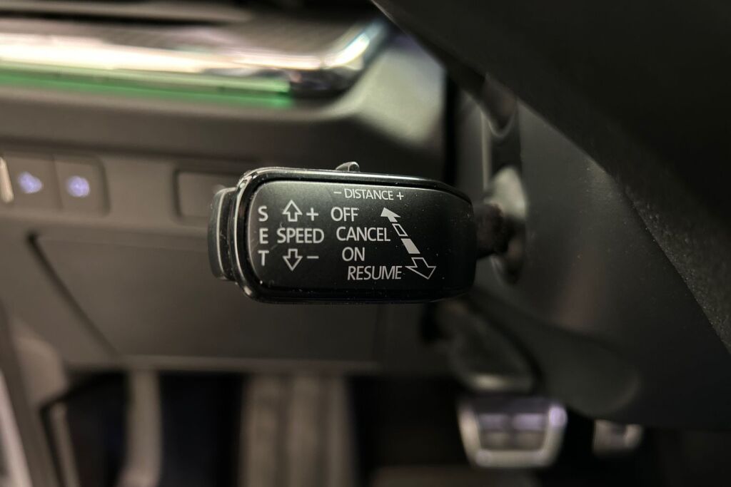 Skoda Enyaq 2023 Coupe 80x 4x4 RS iV