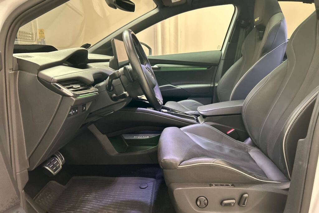 Skoda Enyaq 2023 Coupe 80x 4x4 RS iV