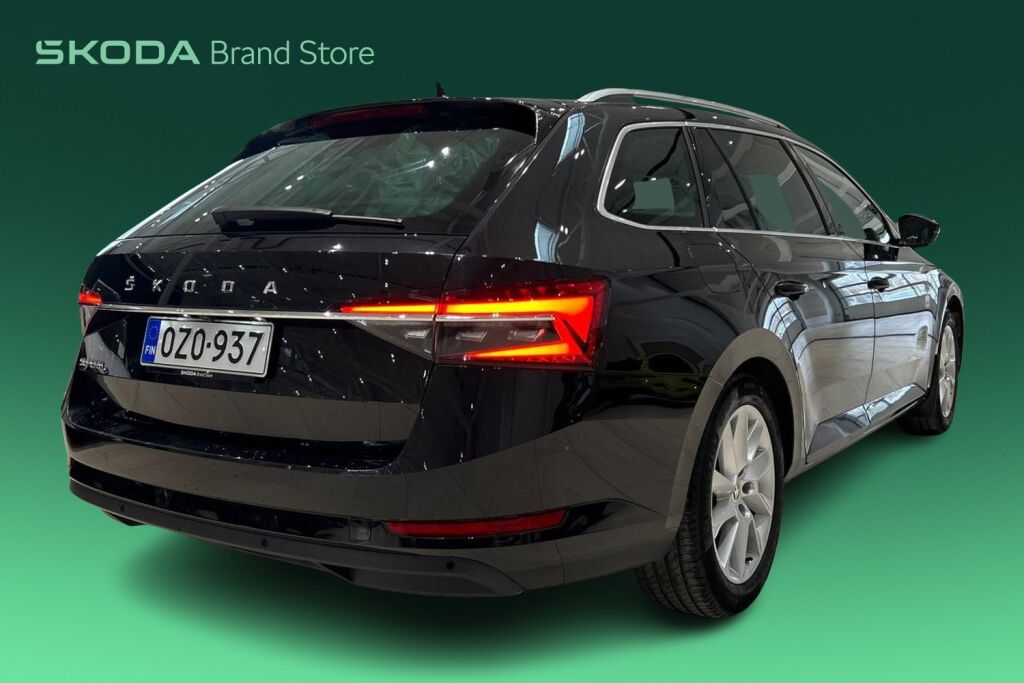 SKODA Superb 2023 Combi 1.5 TSI ACT Style BusinessLine DSG Autom.