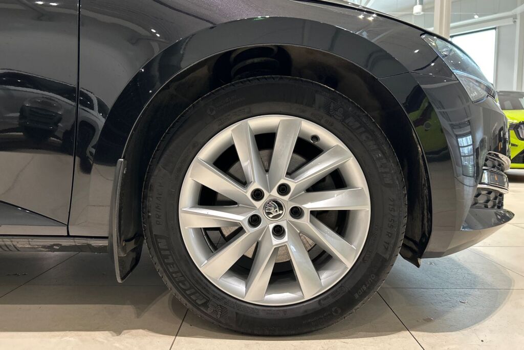 SKODA Superb 2023 Combi 1.5 TSI ACT Style BusinessLine DSG Autom.