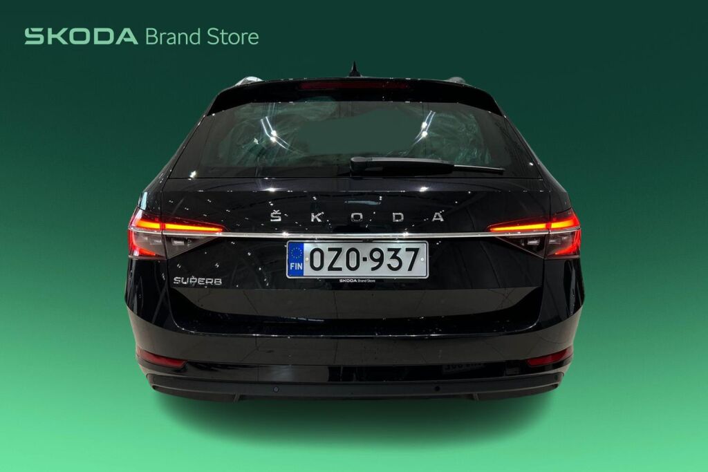 SKODA Superb 2023 Combi 1.5 TSI ACT Style BusinessLine DSG Autom.