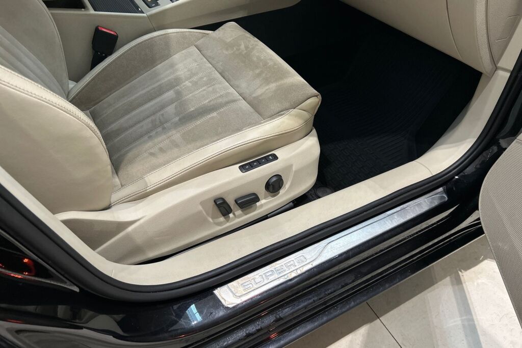 SKODA Superb 2023 Combi 1.5 TSI ACT Style BusinessLine DSG Autom.