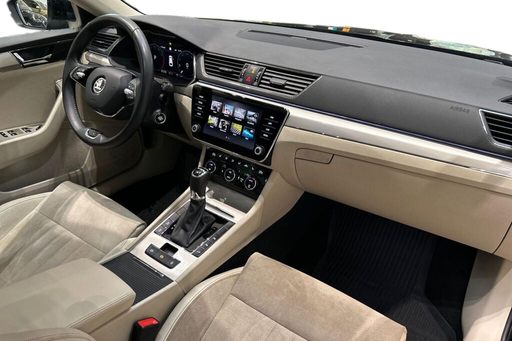 SKODA Superb 2023 Combi 1.5 TSI ACT Style BusinessLine DSG Autom.