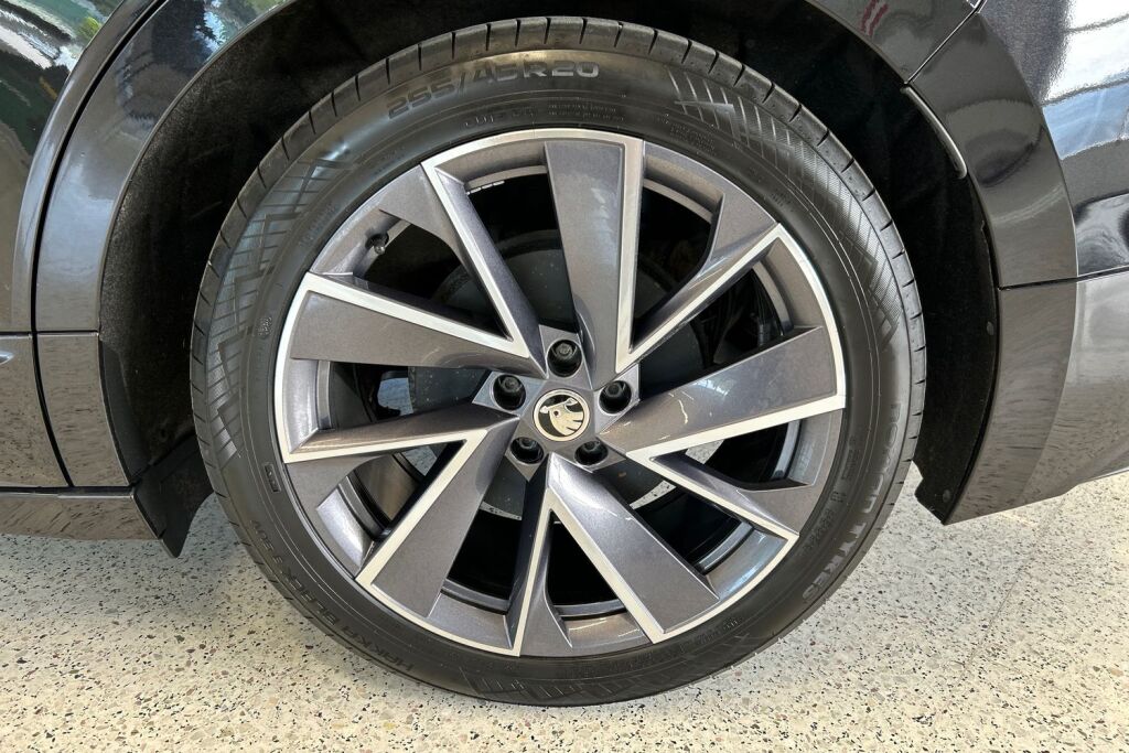 Skoda Enyaq 2023 80 SportLine iV