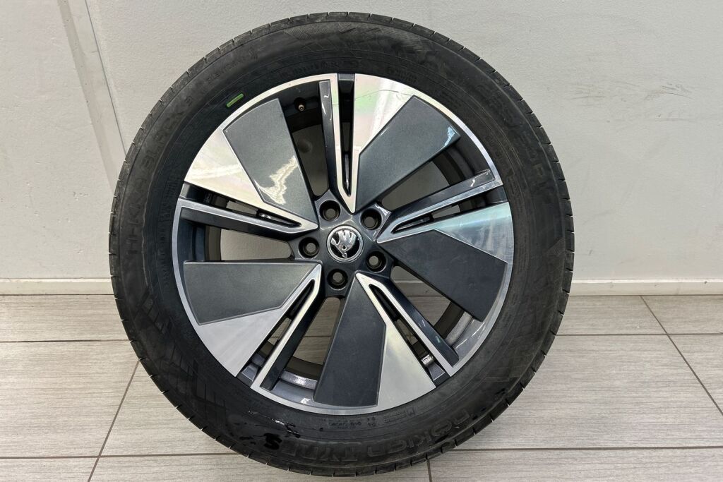 Skoda Enyaq 2023 80 iV