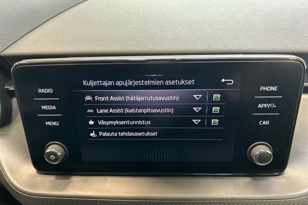 SKODA Kamiq 2023 1.5 TSI Ambition DSG Autom.