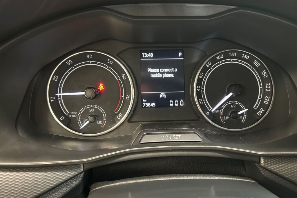 SKODA Kamiq 2023 1.5 TSI Ambition DSG Autom.