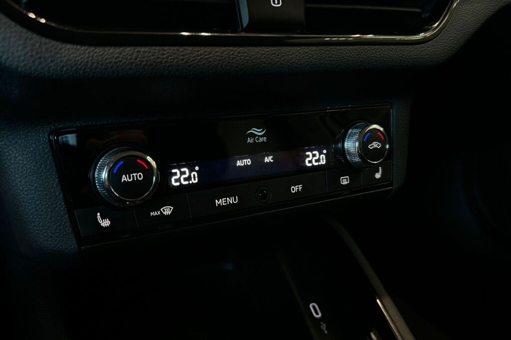 Skoda Kamiq 2023 1.5 TSI Ambition DSG Autom.