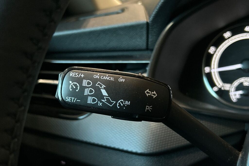 Skoda Kamiq 2023 1.5 TSI Ambition DSG Autom.