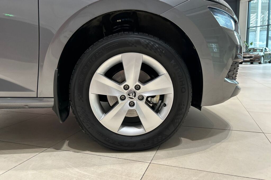 SKODA Kamiq 2023 1.5 TSI Ambition DSG Autom.