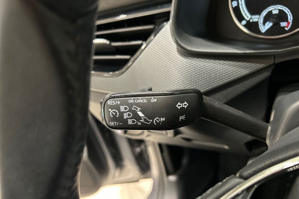 SKODA Kamiq 2023 1.5 TSI Ambition DSG Autom.