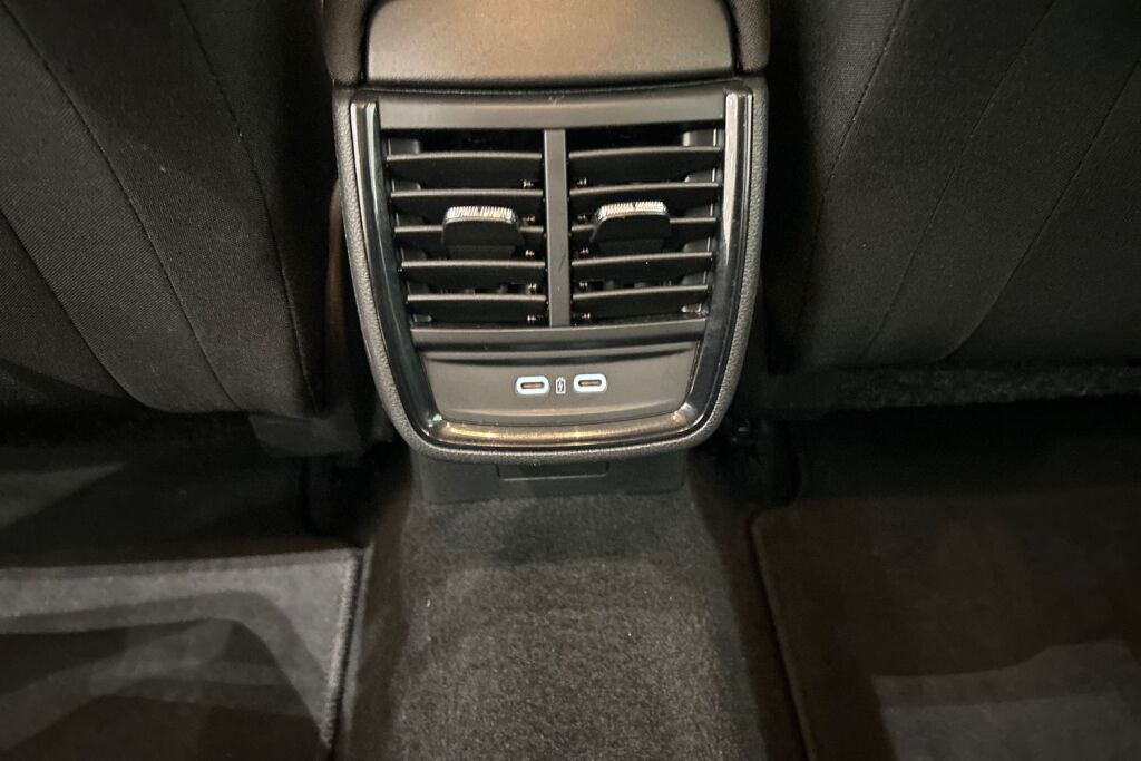 SKODA Kamiq 2023 1.5 TSI Ambition DSG Autom.