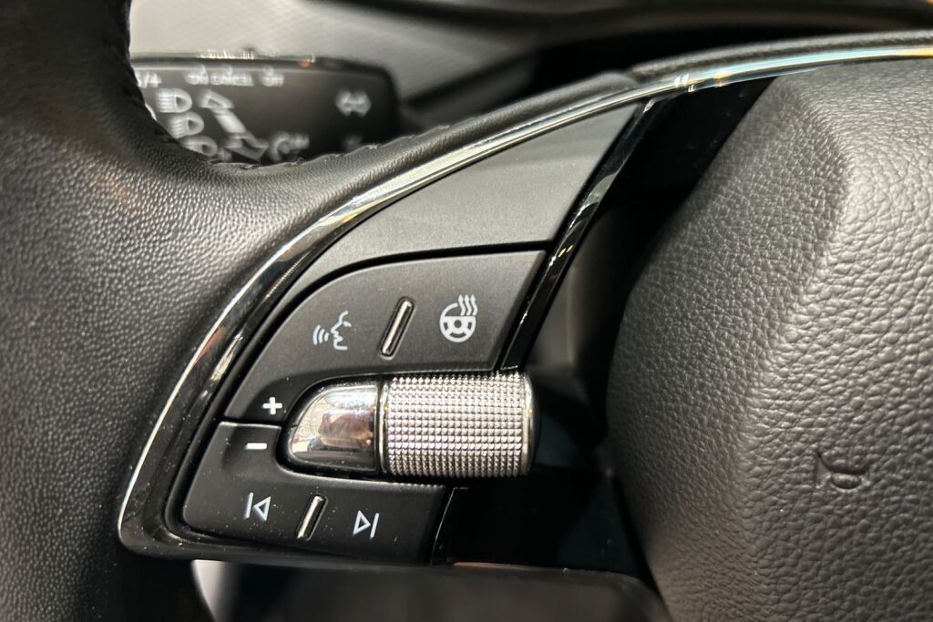 SKODA Kamiq 2023 1.5 TSI Ambition DSG Autom.
