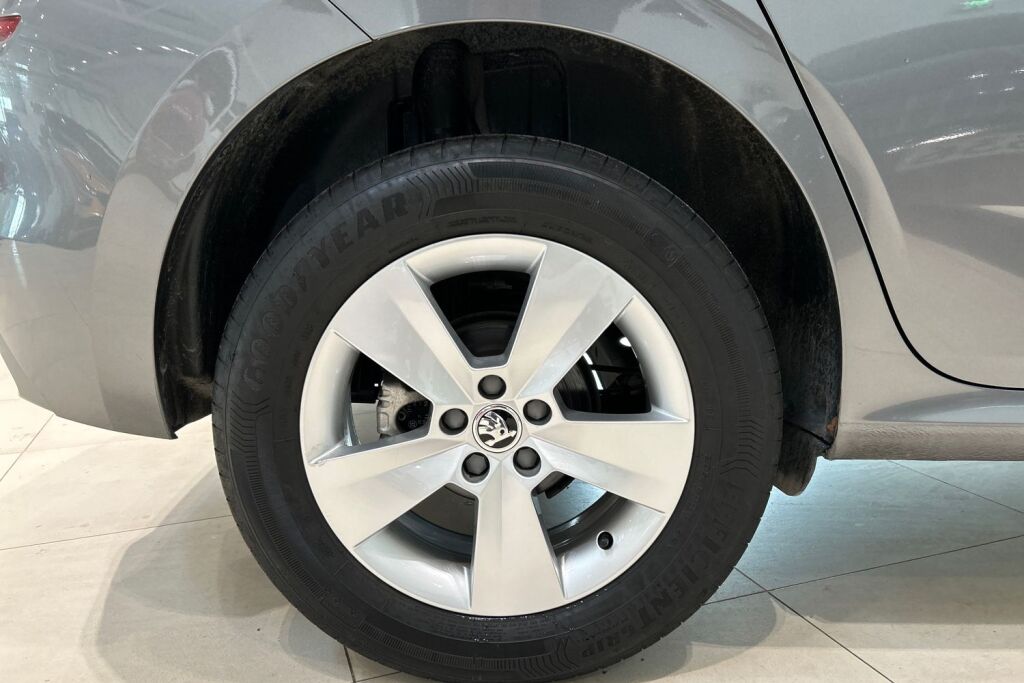 Skoda Kamiq 2023 1.5 TSI Ambition DSG Autom.