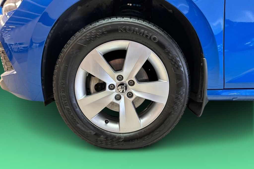 Skoda Kamiq 2023 1.5 TSI Ambition DSG Autom.