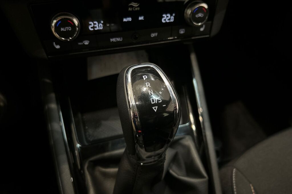 Skoda Kamiq 2023 1.5 TSI Ambition DSG Autom.