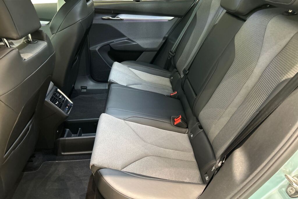 Skoda Enyaq 2024 60 iV