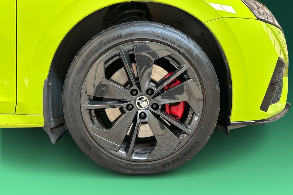 Skoda Octavia 2024 1.4 TSI PHEV RS iV DSG Autom.
