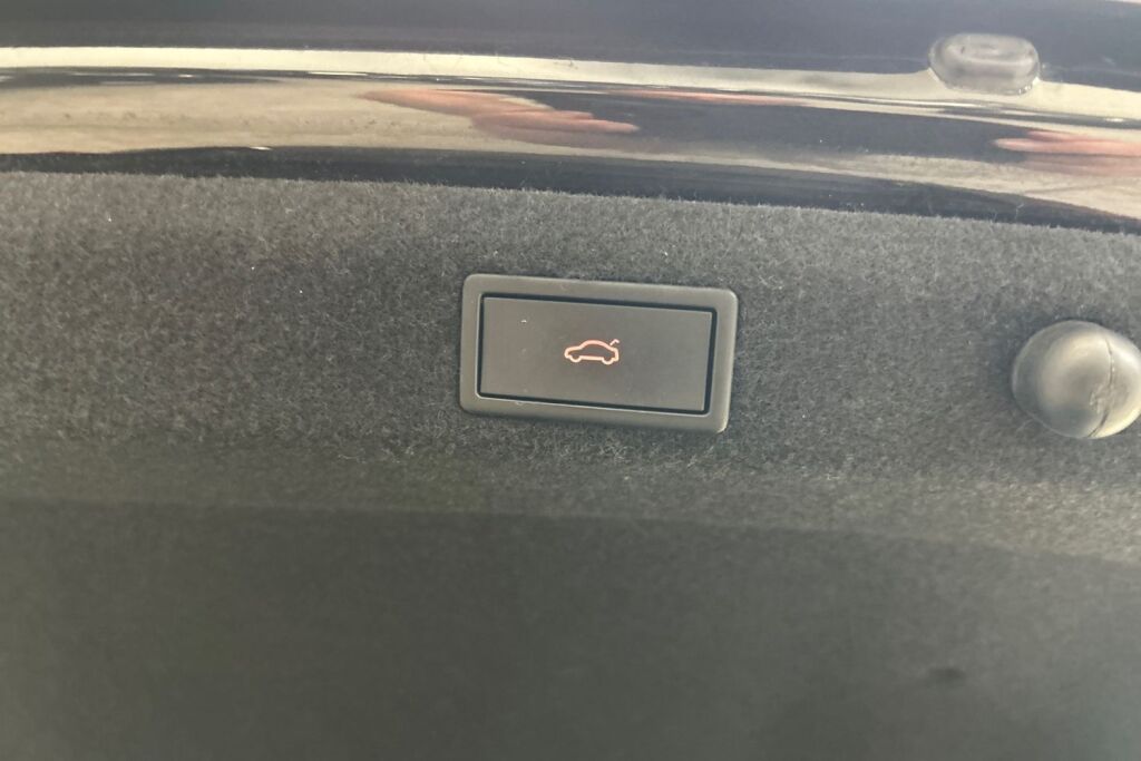 Skoda Octavia 2024 1.5 TSI Style eTEC DSG Autom.