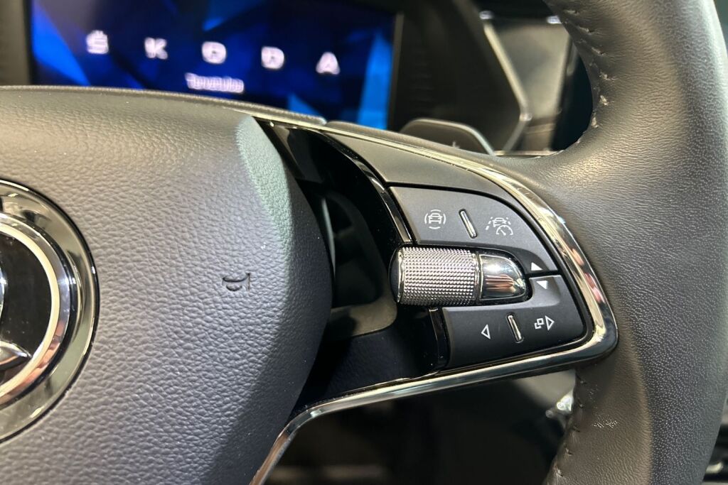 Skoda Octavia 2024 1.5 TSI Style eTEC DSG Autom.