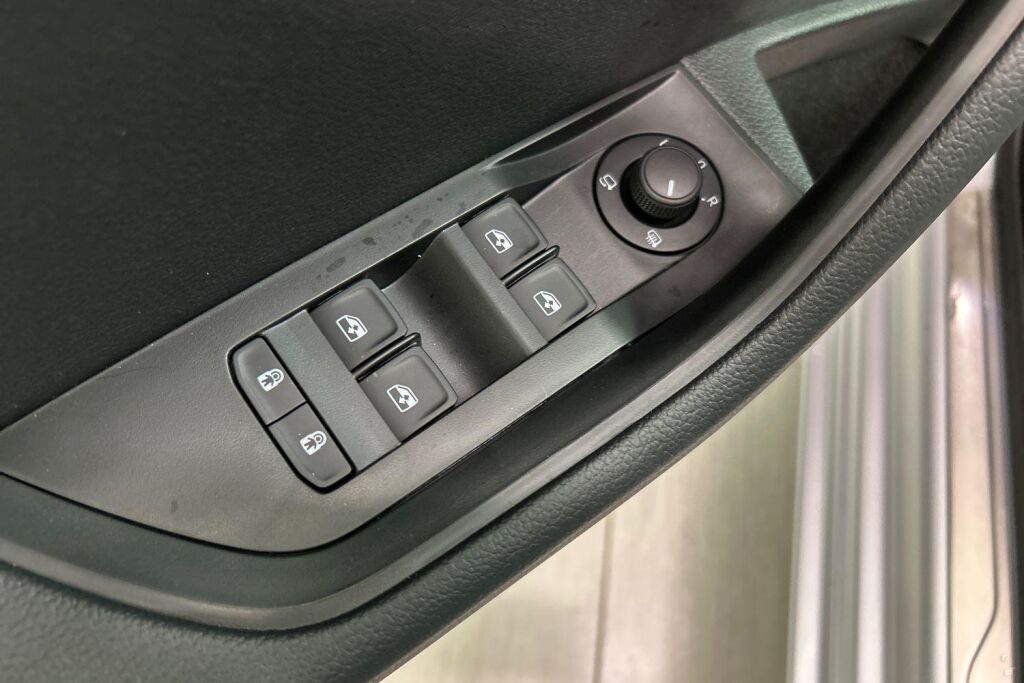 Skoda Superb 2024 Combi 1.4 TSI PHEV Ambition iV BusinessLine DSG Autom.