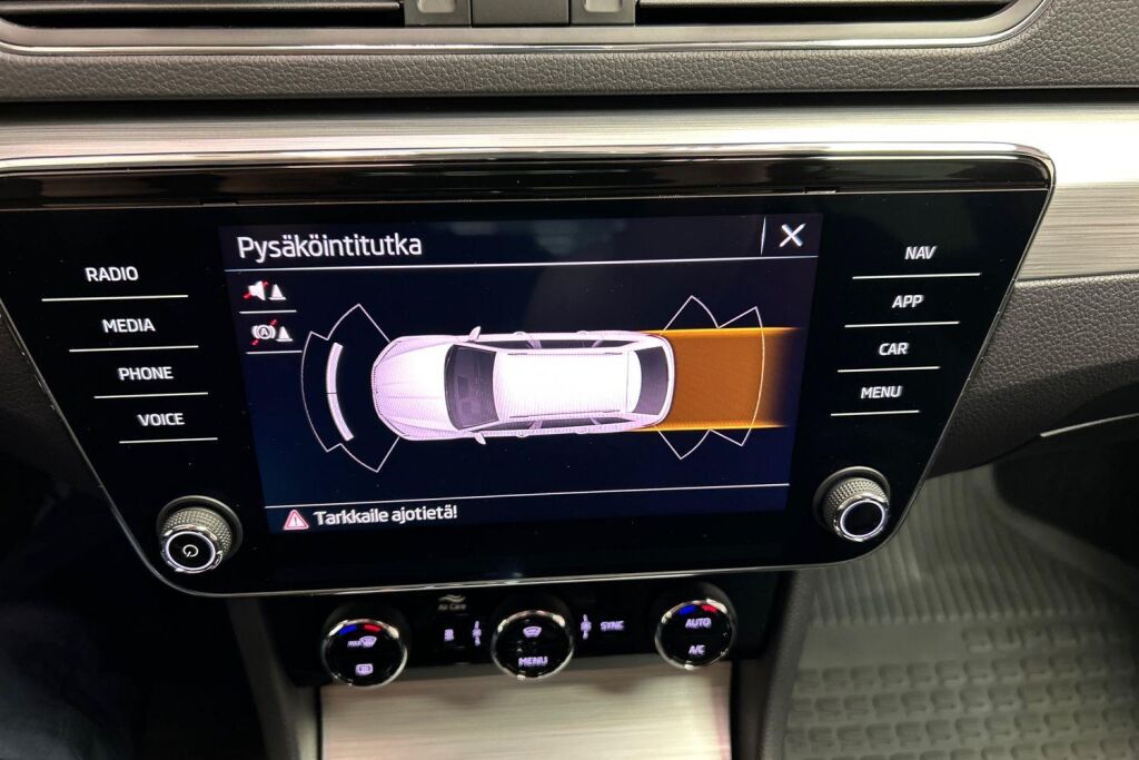 Skoda Superb 2024 Combi 1.4 TSI PHEV Ambition iV BusinessLine DSG Autom.