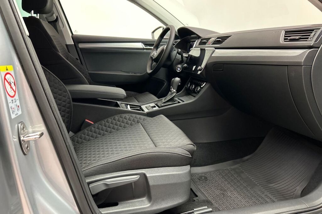 Skoda Superb 2024 Combi 1.4 TSI PHEV Ambition iV BusinessLine DSG Autom.