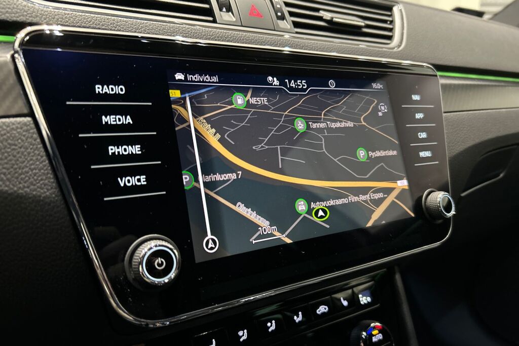 Skoda Superb 2024 Combi 1.4 TSI PHEV SportLine iV Business DSG Autom.