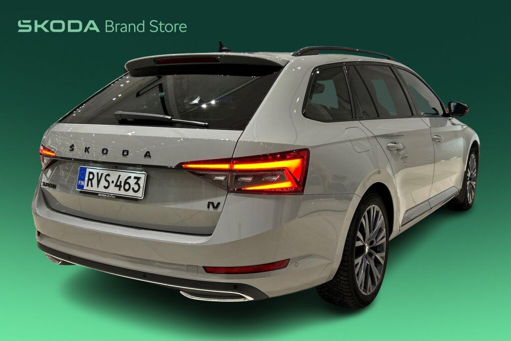 Skoda Superb 2024 Combi 1.4 TSI PHEV SportLine iV Business DSG Autom.