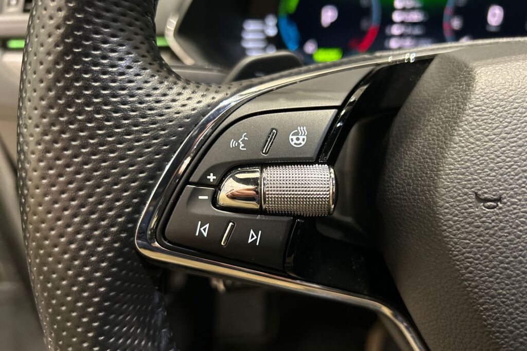 Skoda Superb 2024 Combi 1.4 TSI PHEV SportLine iV Business DSG Autom.