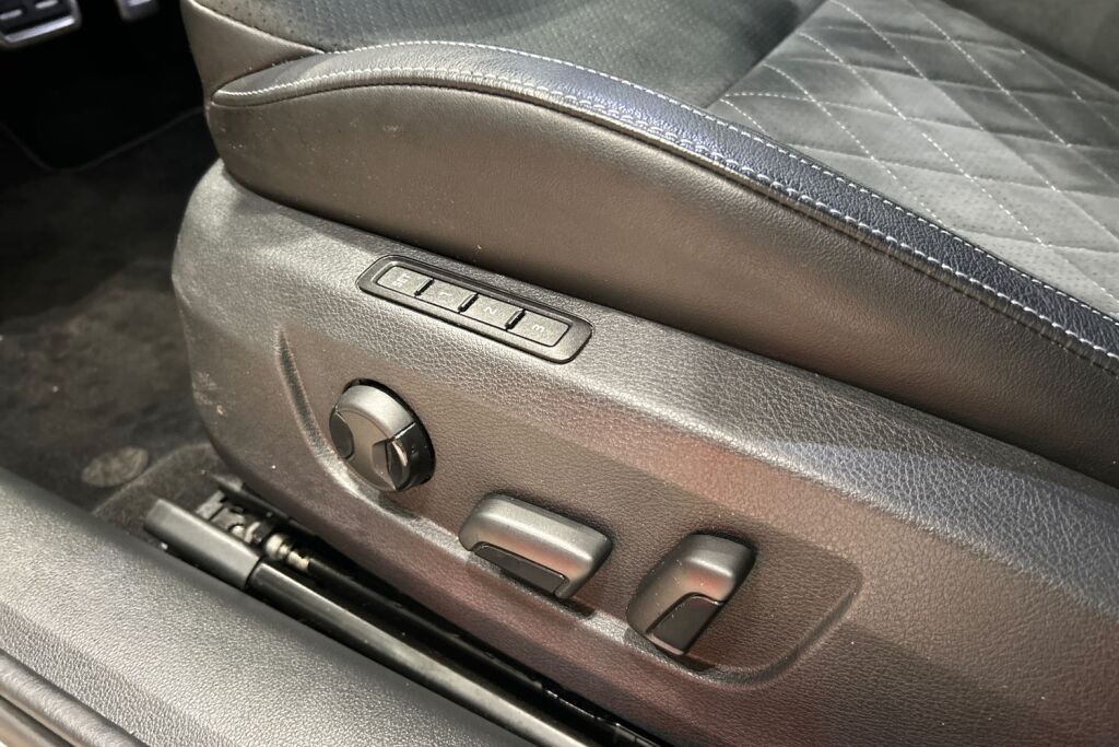 Skoda Superb 2024 Combi 1.4 TSI PHEV SportLine iV Business DSG Autom.