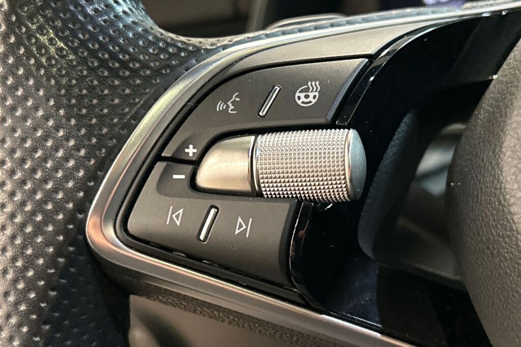 Skoda Kamiq 2024 1.5 TSI Monte Carlo DSG Autom.