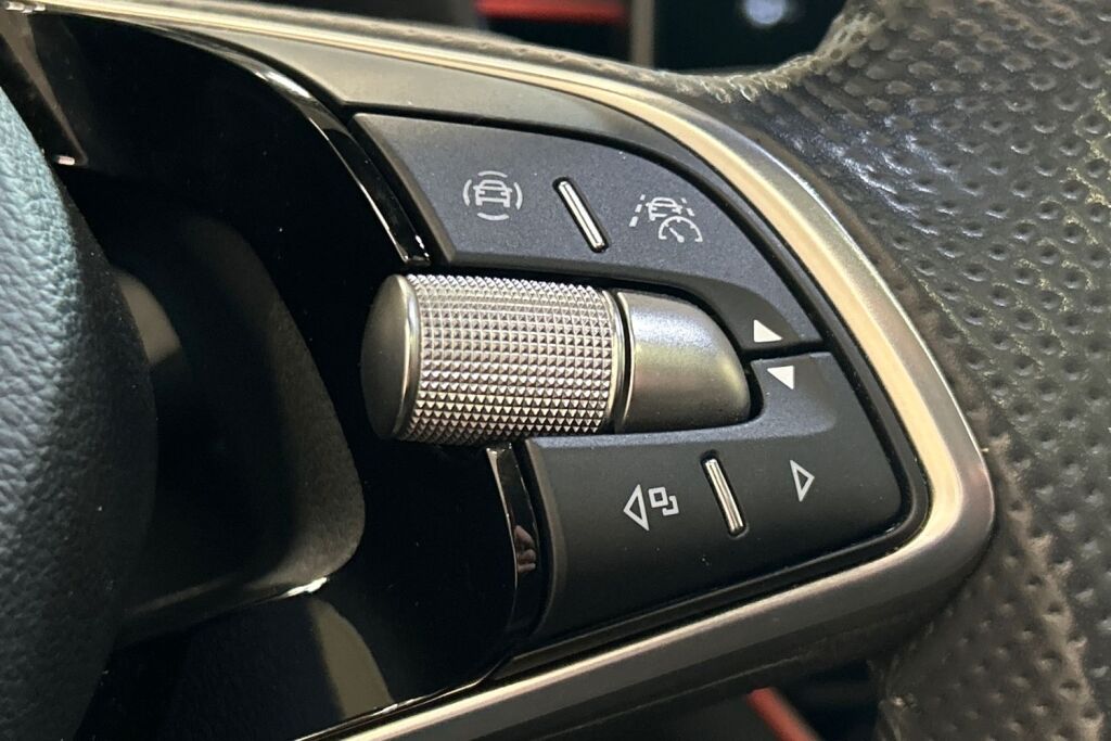 Skoda Kamiq 2024 1.5 TSI Monte Carlo DSG Autom.