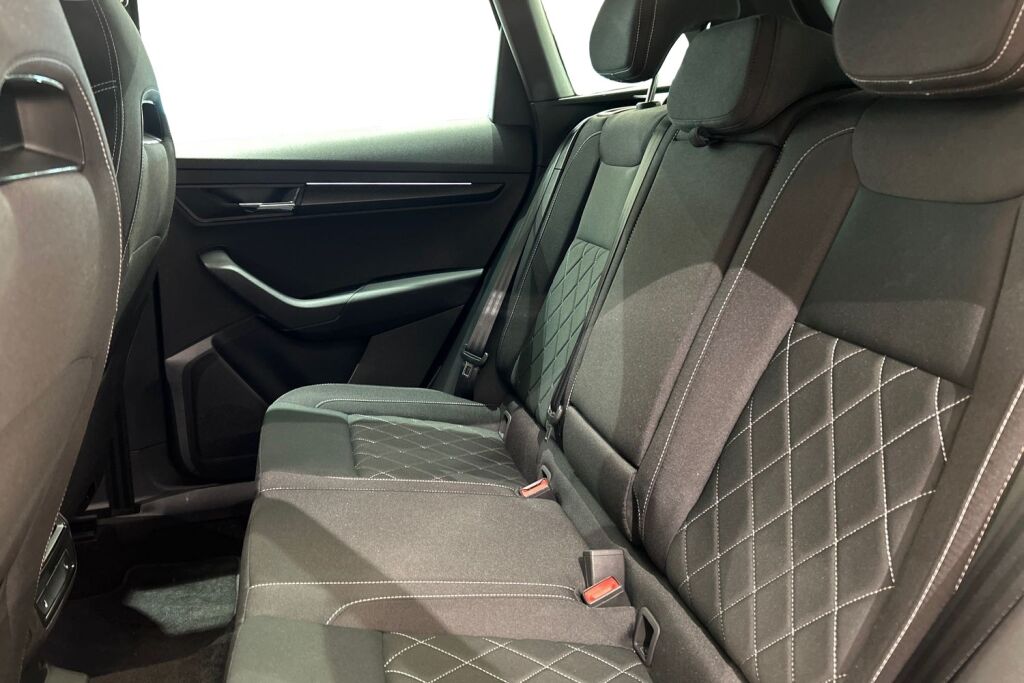 Skoda Karoq 2023 1.5 TSI SportLine DSG Autom.
