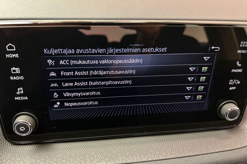 Skoda Fabia 2024 1.0 TSI 116 Selection DSG Autom.