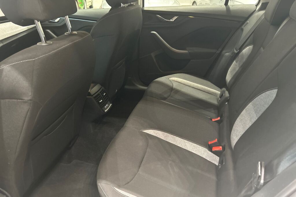 Skoda Kamiq 2024 1.0 TSI 116 Selection DSG Autom.