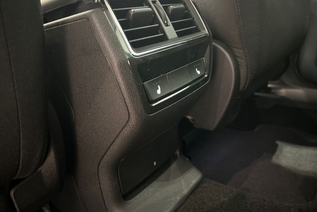 Skoda Karoq 2025 1.5 TSI Style DSG Autom.