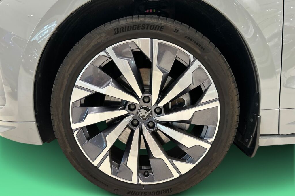 Skoda Enyaq 2025 Coupé 85x 4x4 Style