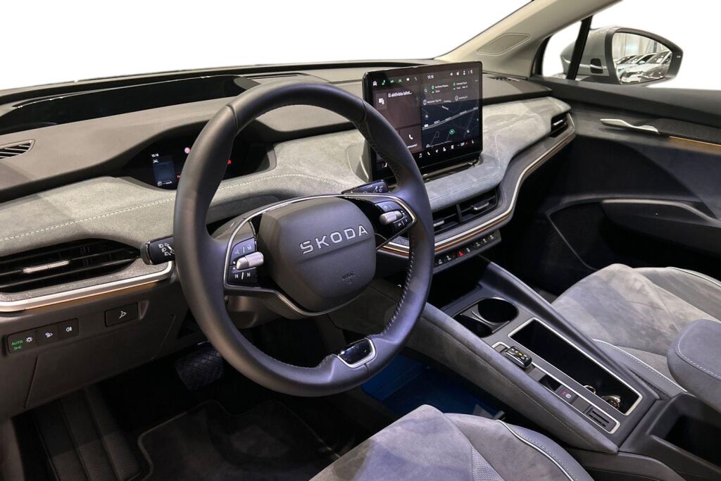 Skoda Enyaq 2025 Coupé 85x 4x4 Style