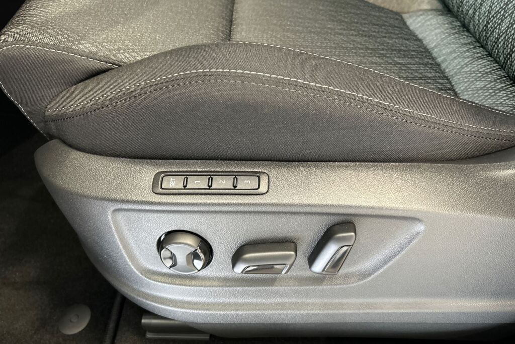Skoda Karoq 2025 1.5 TSI Style DSG Autom.