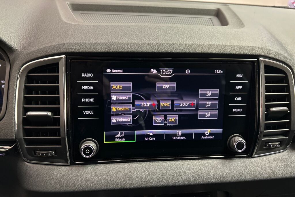 Skoda Karoq 2025 1.5 TSI Style DSG Autom.