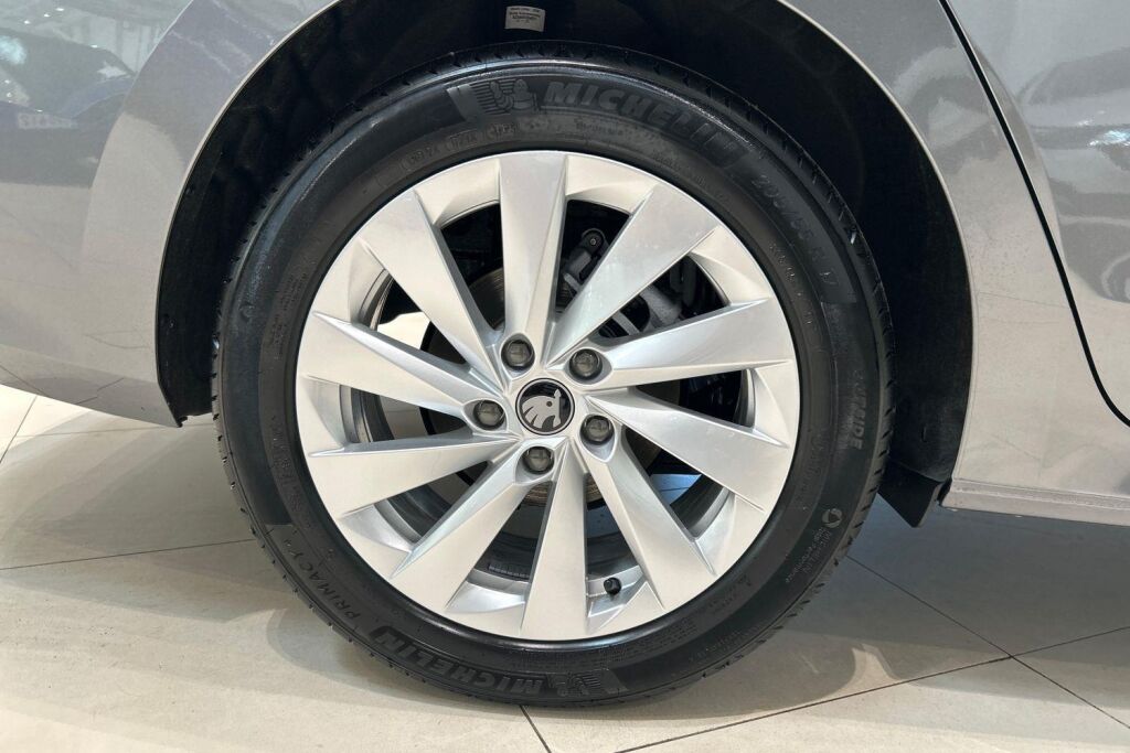 Skoda Octavia 2026 Combi 1.5 TSI 116 Selection eTEC DSG Autom.