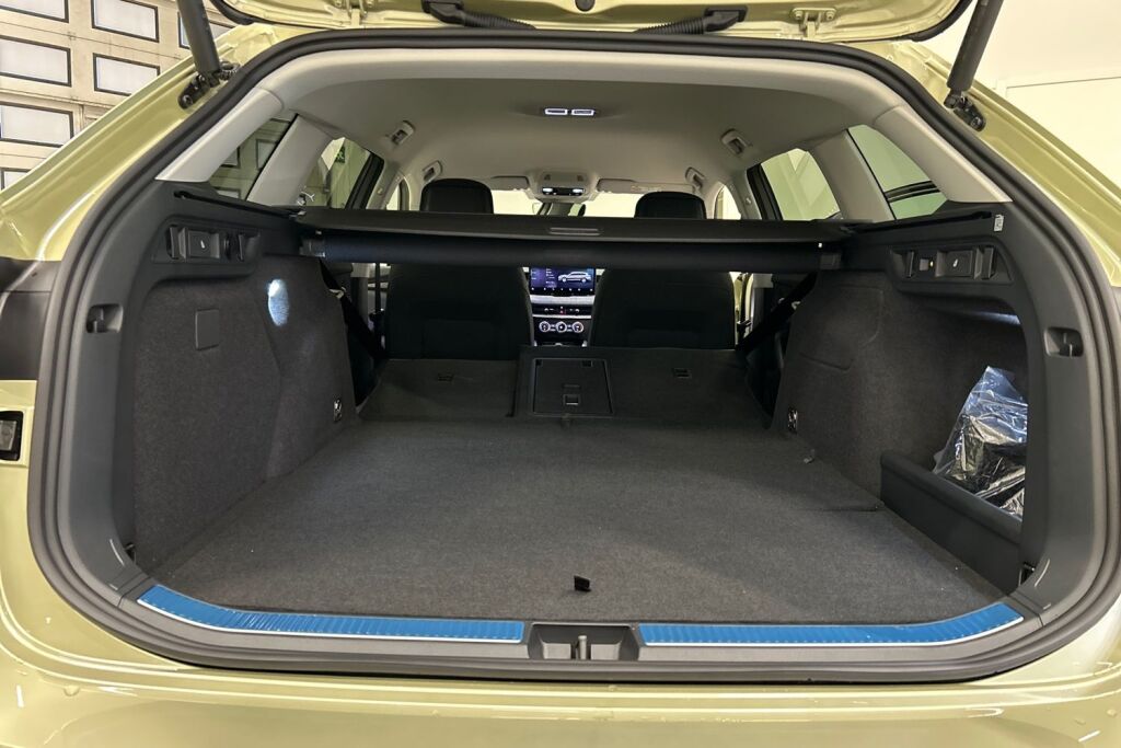 Skoda Superb 2026 Combi 1.5 TSI PHEV Style Explore DSG Autom.