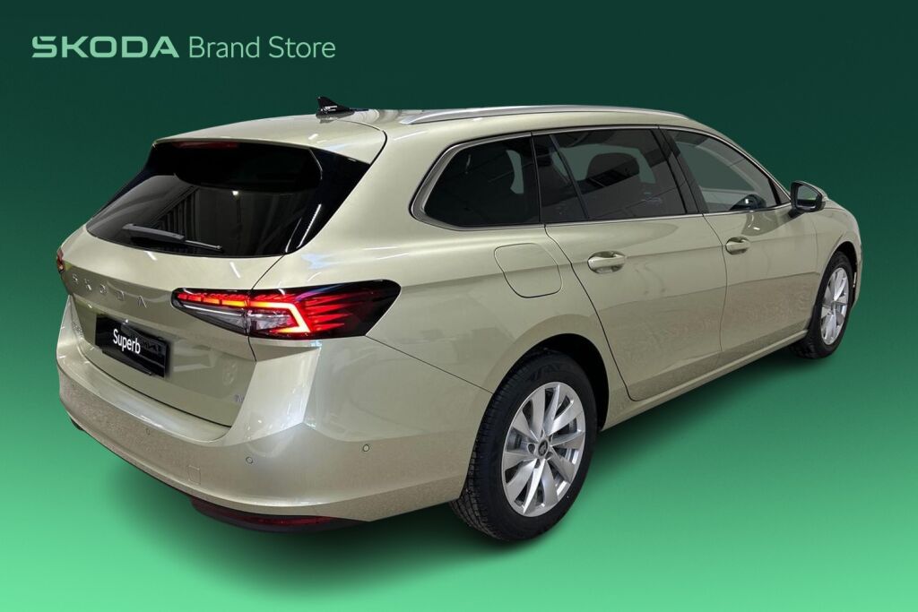 Skoda Superb 2026 Combi 1.5 TSI PHEV Style Explore DSG Autom.