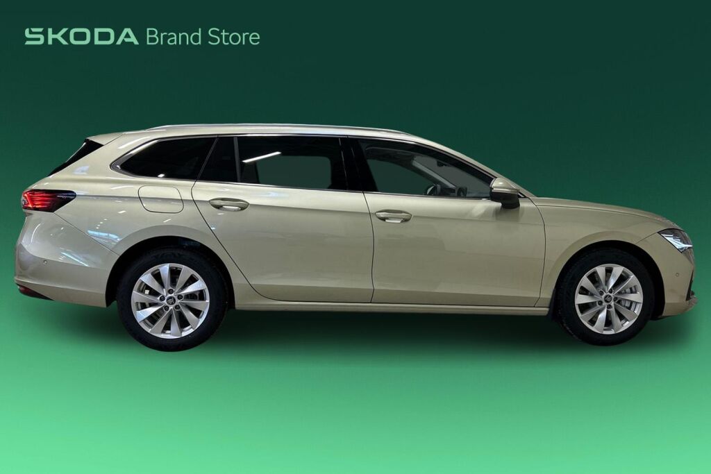 Skoda Superb 2026 Combi 1.5 TSI PHEV Style Explore DSG Autom.